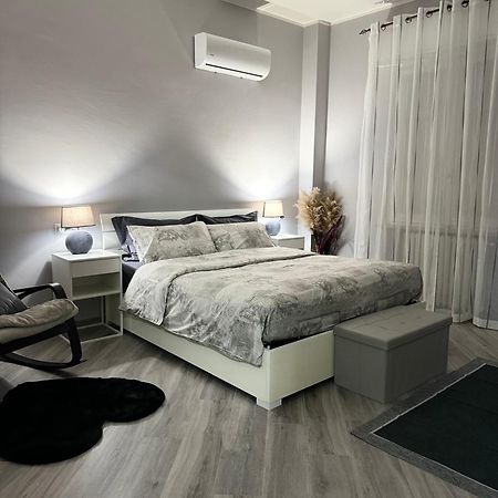 Trento House Zona Stazione Centro Storico Lägenhet Parma Exteriör bild